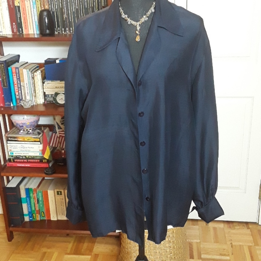 Chaus Silk Shirt. Size 16